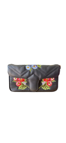 Bolsa bordada
