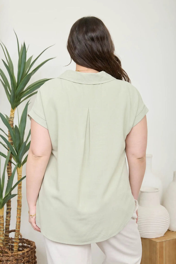 Blusa de Lino Plus Size con Cuello Camisero y Manga con Puño by shopblupepper