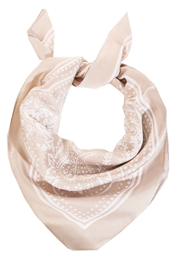 Pañuelo Cuadrado con Diseño de Cachemira Paisley Ligero by Fame Accessories
