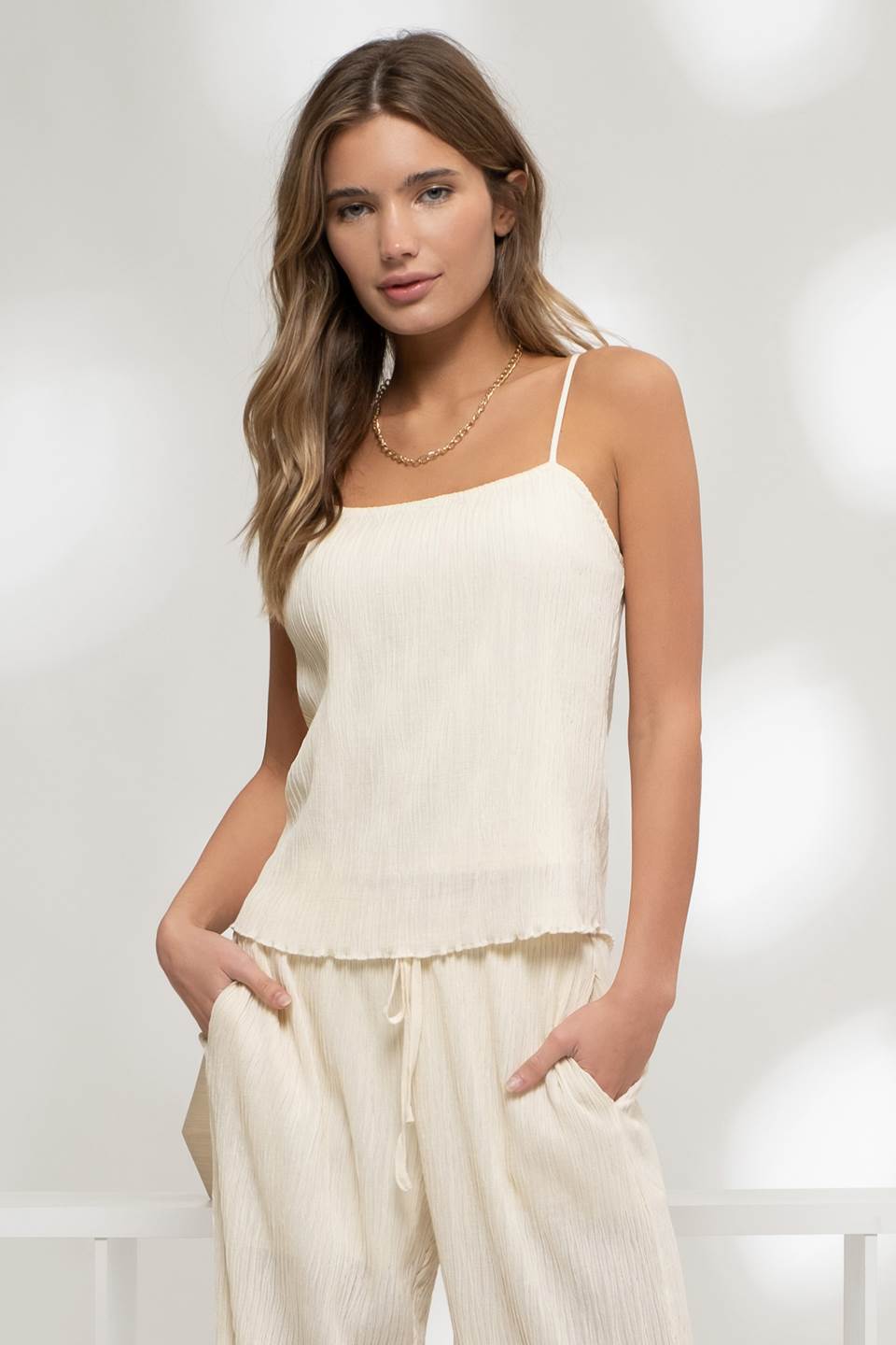 Top Cami Plisado con Dobladillo Lettuce