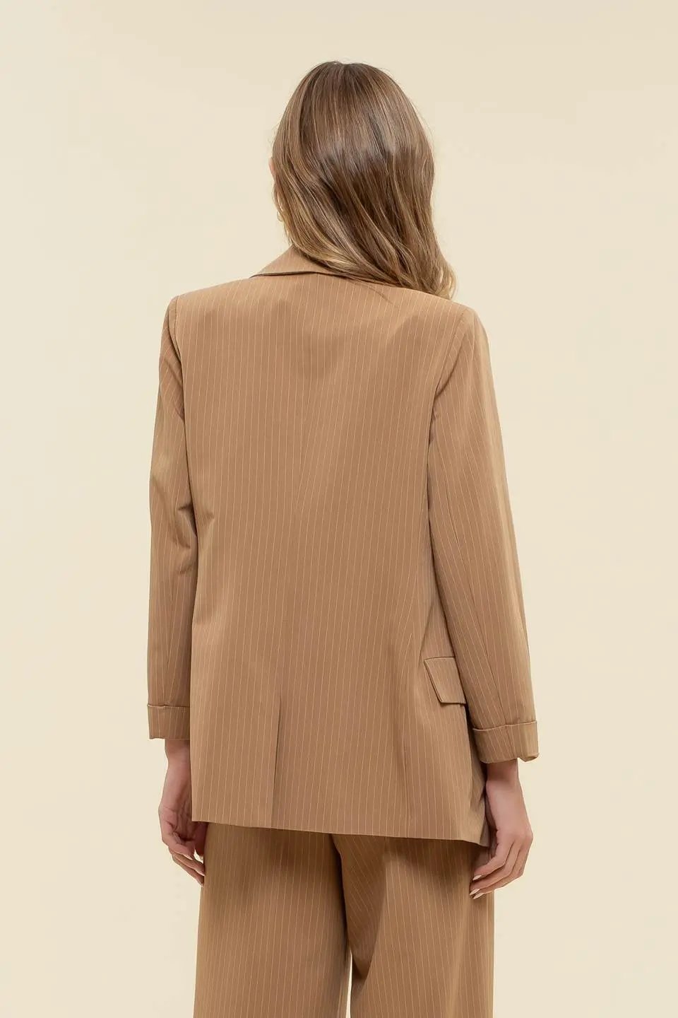 Saco Blazer Khaki a Rayas by Yanet Collective