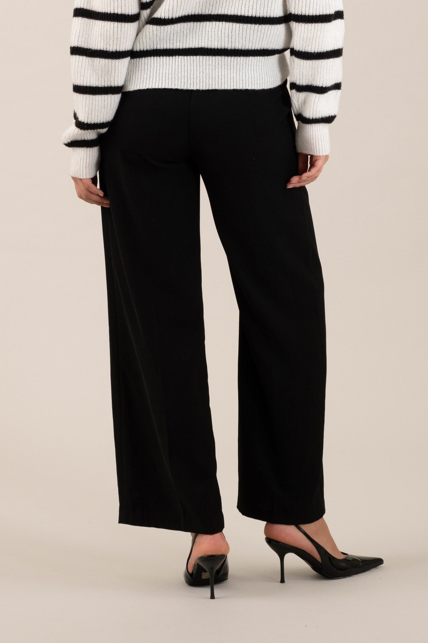 Pantalones de Vestir Plisados de Pierna Ancha y Talle Alto