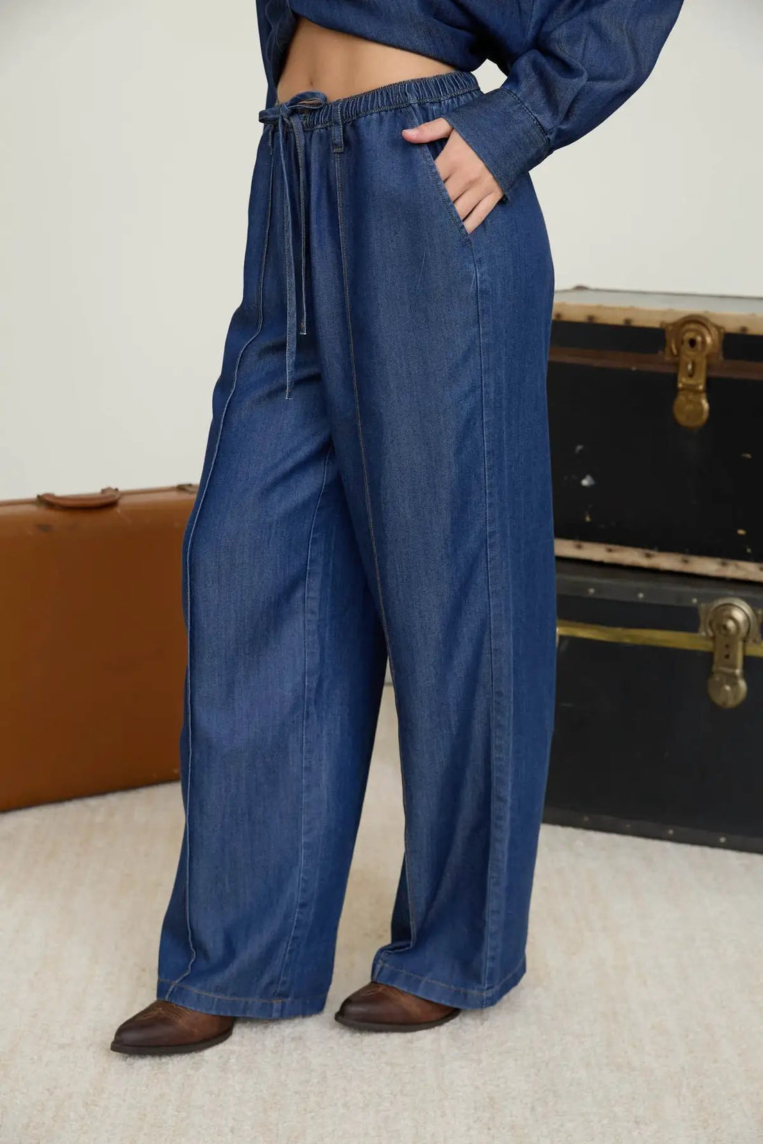 shopblupepper Front Seam Detail Drawstring Denim Pants – Wide Leg Elastic Waist Jeans - PANTS
