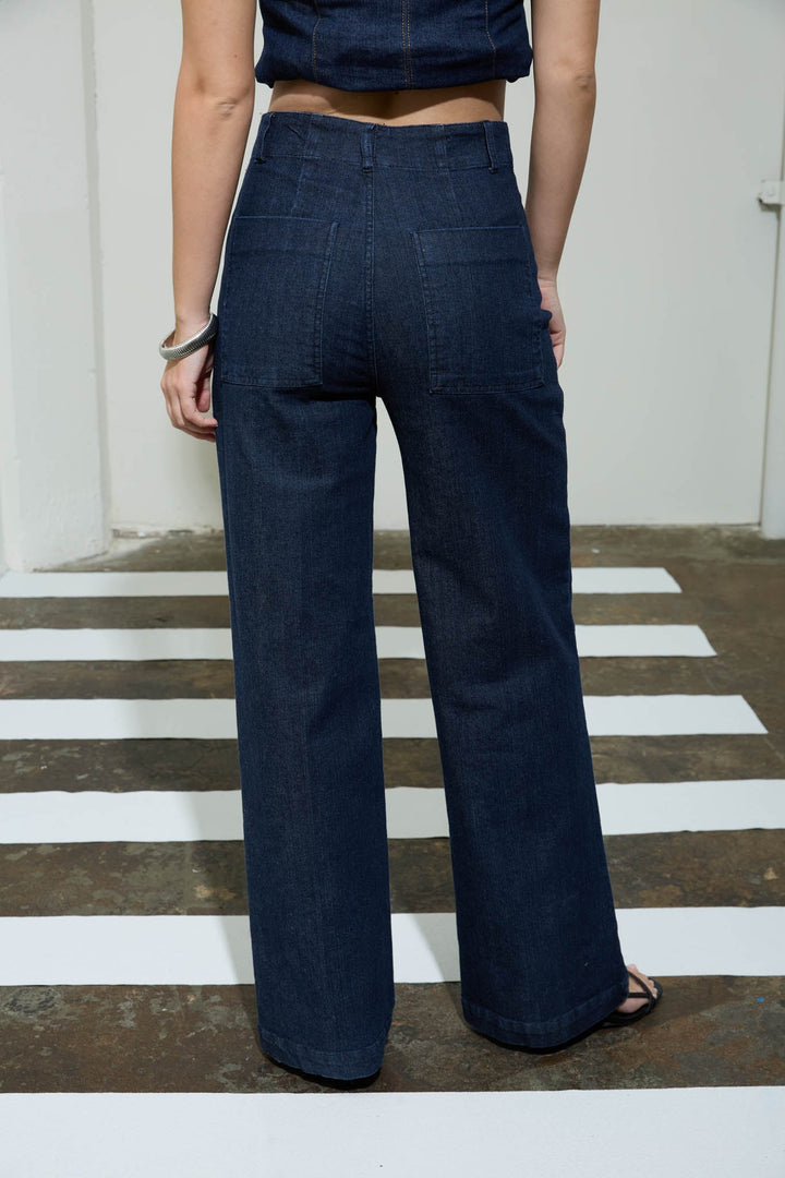 Jeans Wide Leg de Tiro Alto con Costura Frontal – Denim Elástico Azul Oscuro
