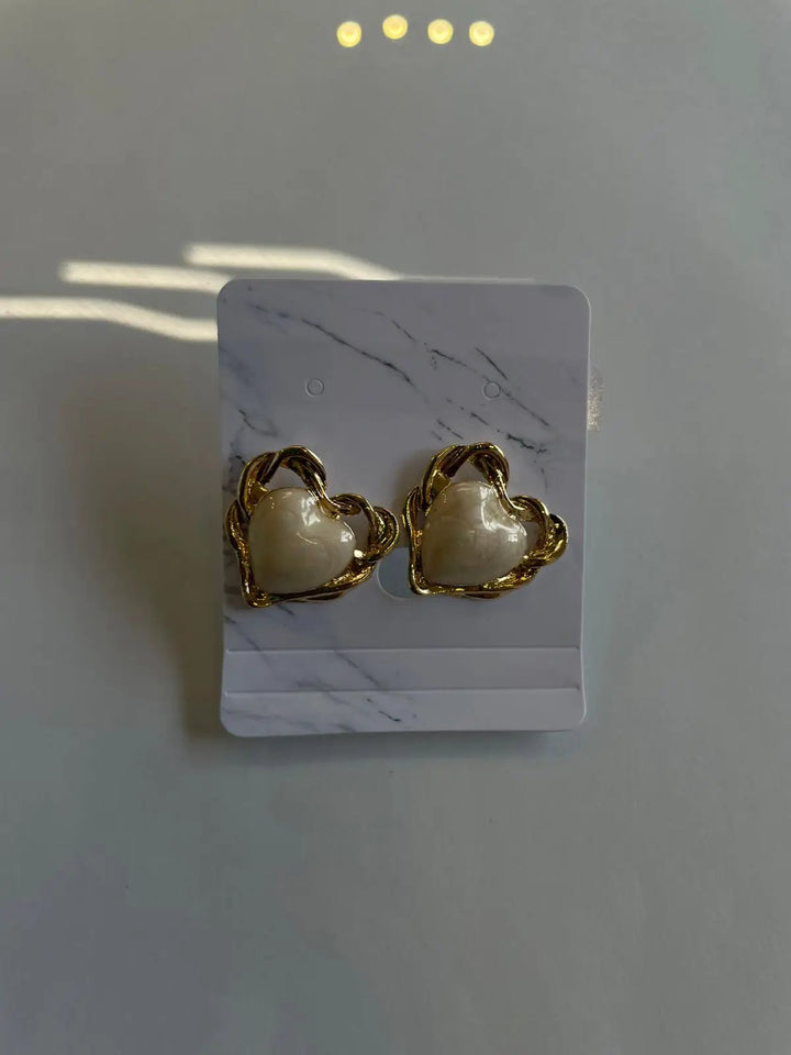 Aretes Vintage Corazon by Yanet Collective