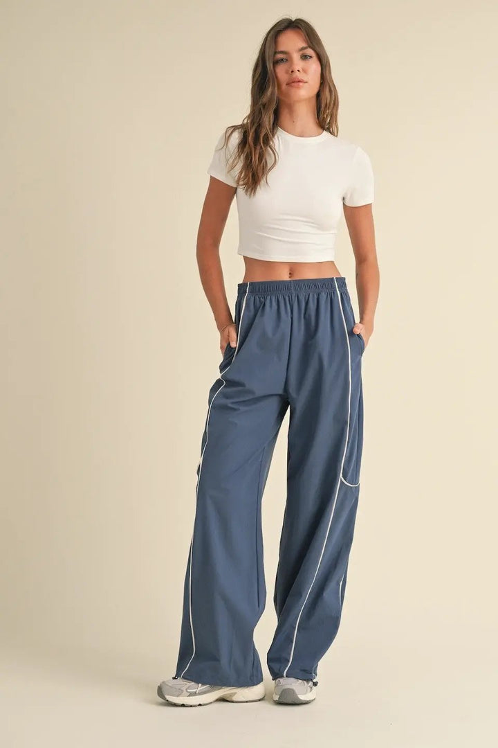 Track Pants de Nailon Deportivos Detalles de Contraste by Yanet Collection