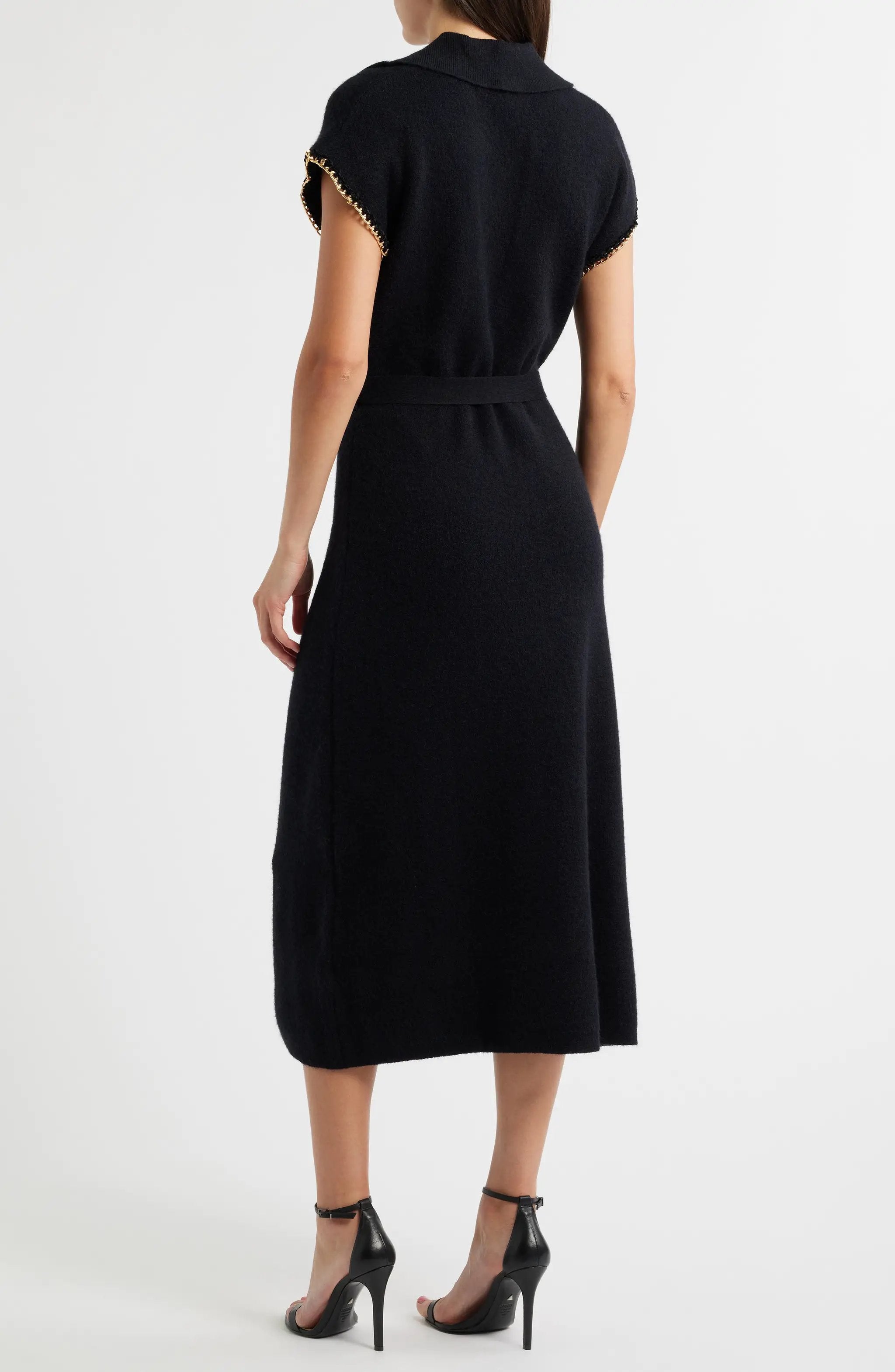 Vestido tejido negro con manga detalle cadena by Yanet Collective