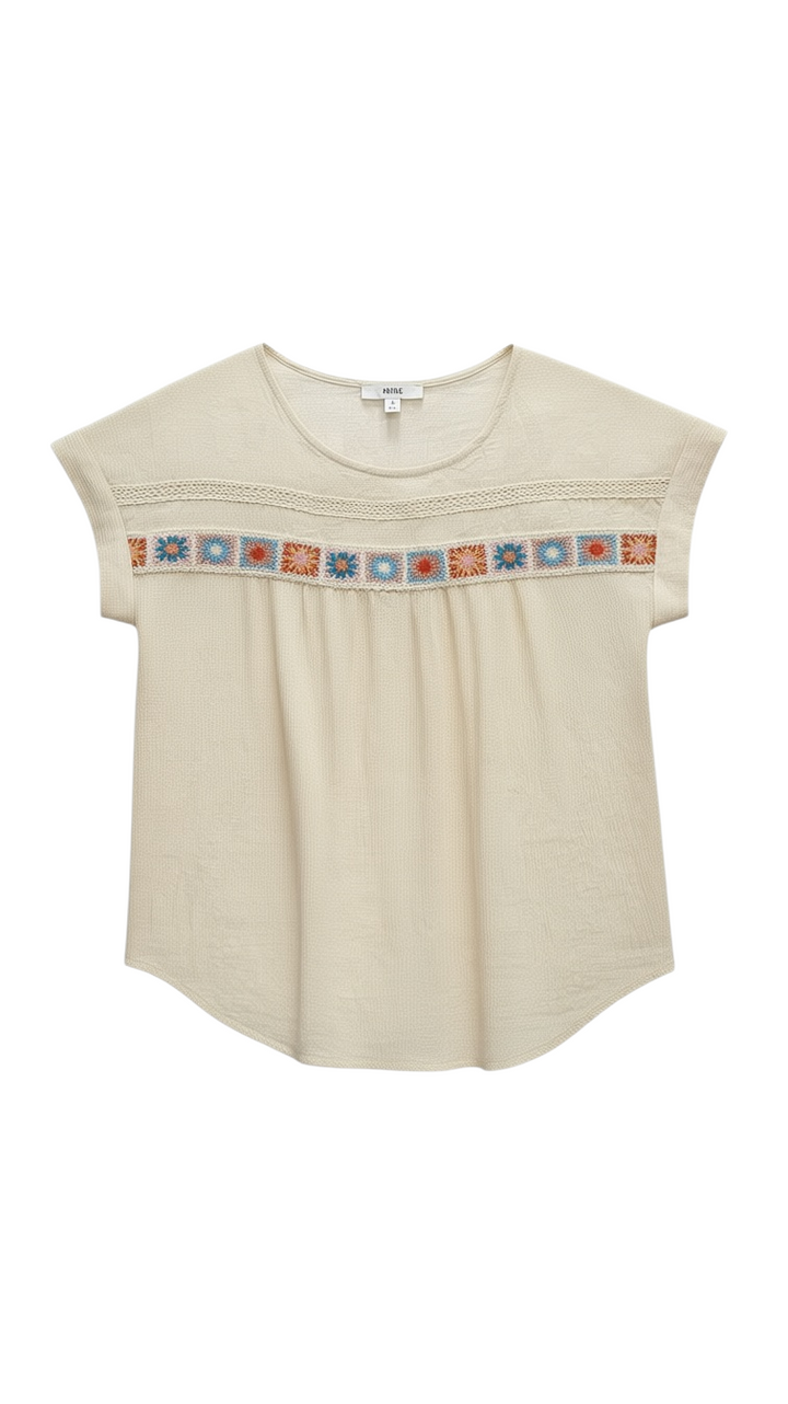 Blusa Artesanal Crema con Bordados y Detalles Coloridos