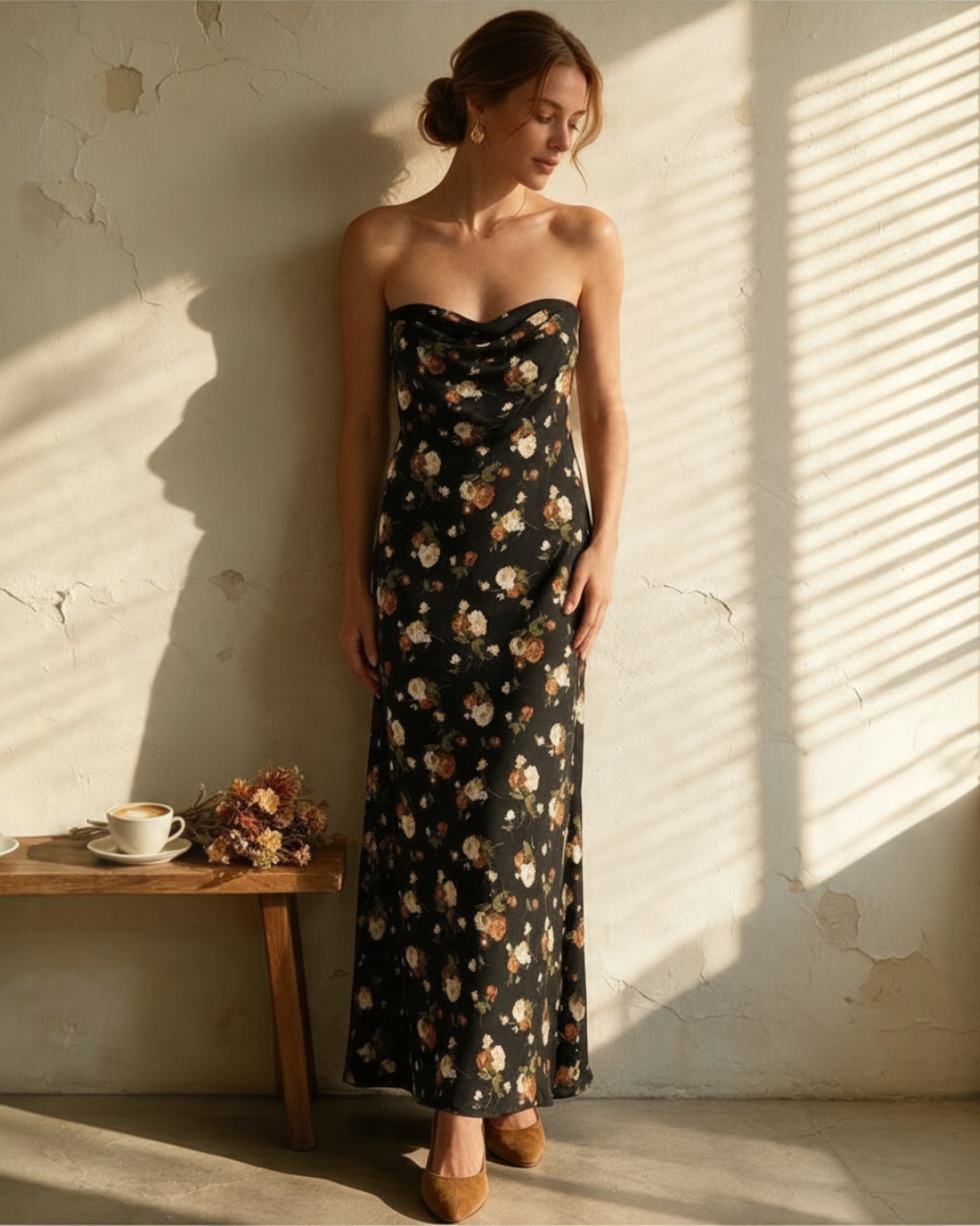 Vestido Largo con Escote Caído Color Negro Floral