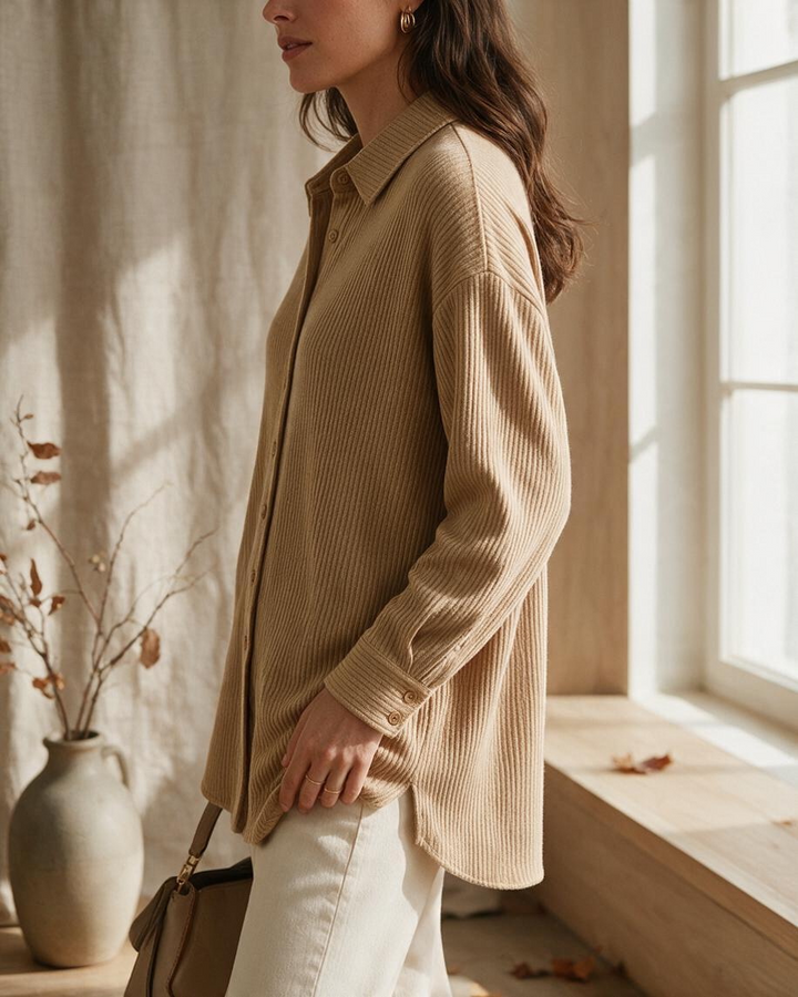 Camisa de Manga Larga con Botones Color Beige
