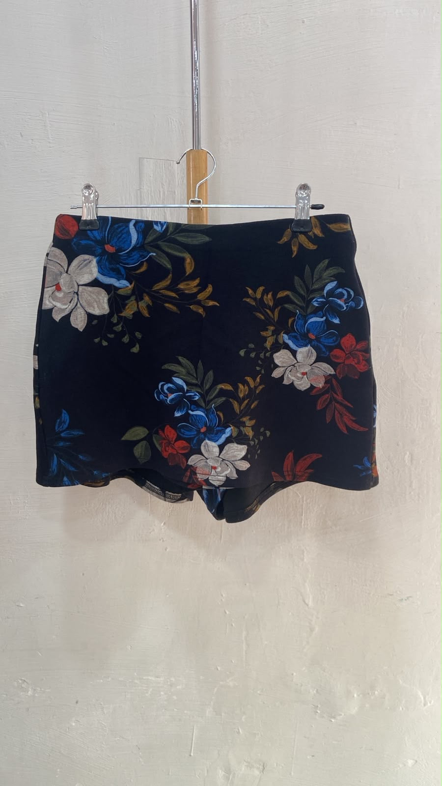 Navy Floral High-Waist Shorts with Curved Hem