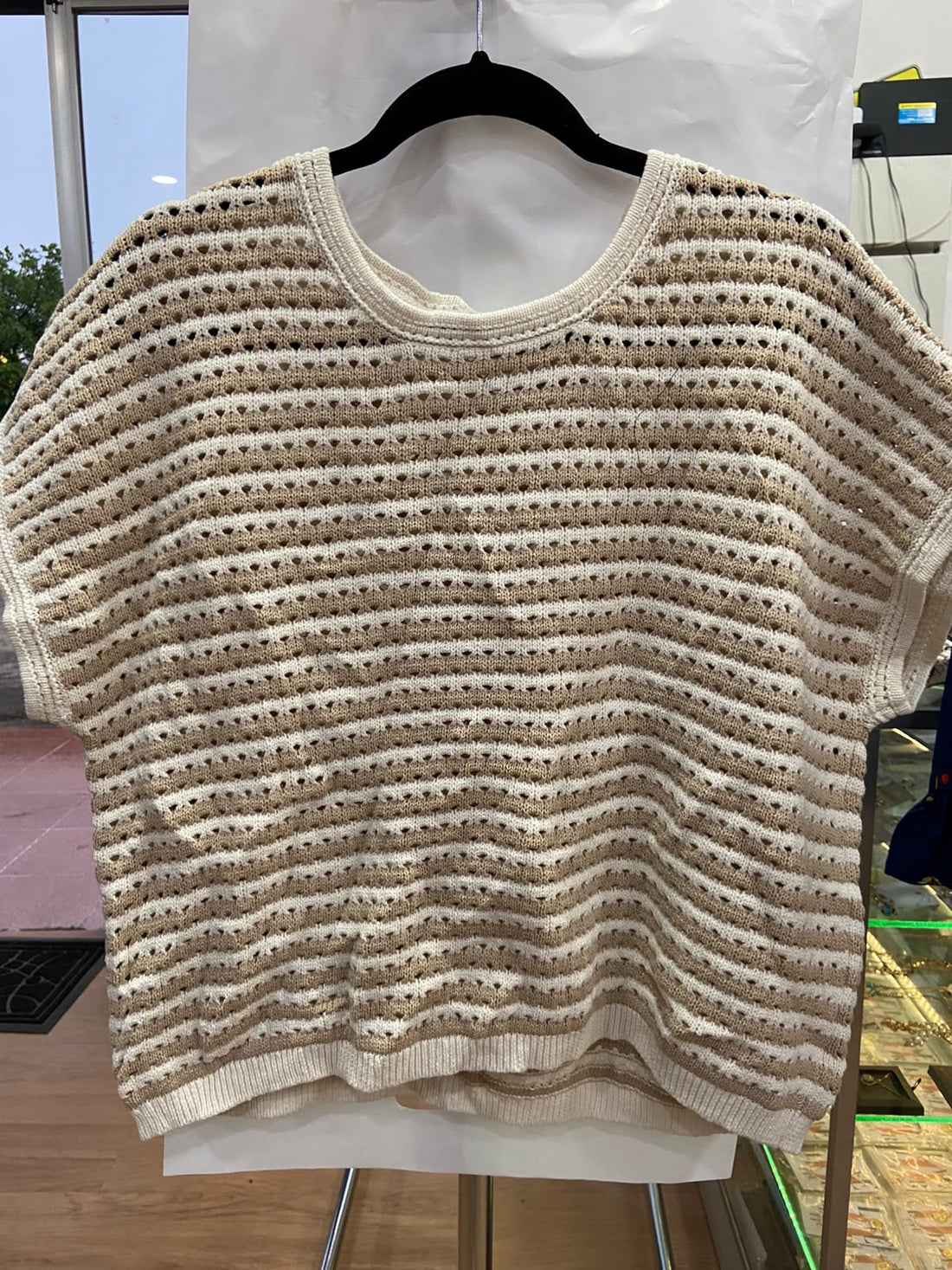 Top de Punto Crema con Textura a Rayas - Estilo Boutique