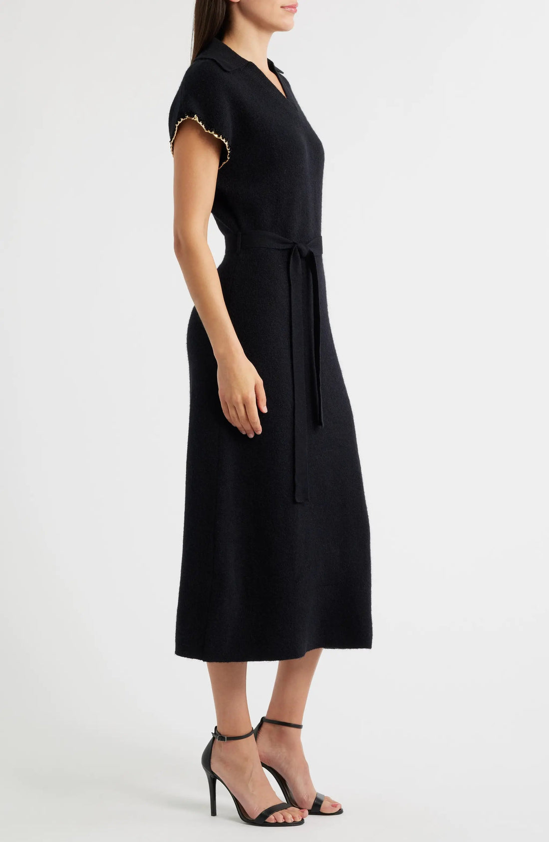 Vestido tejido negro con manga detalle cadena by Yanet Collective