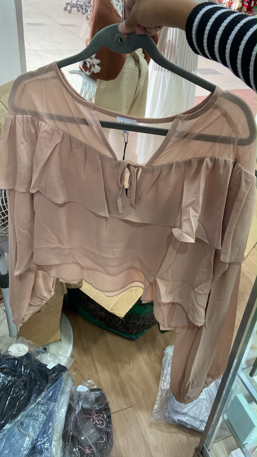 Blusa Melocotón con Volantes y Lazo - Estilo Boutique