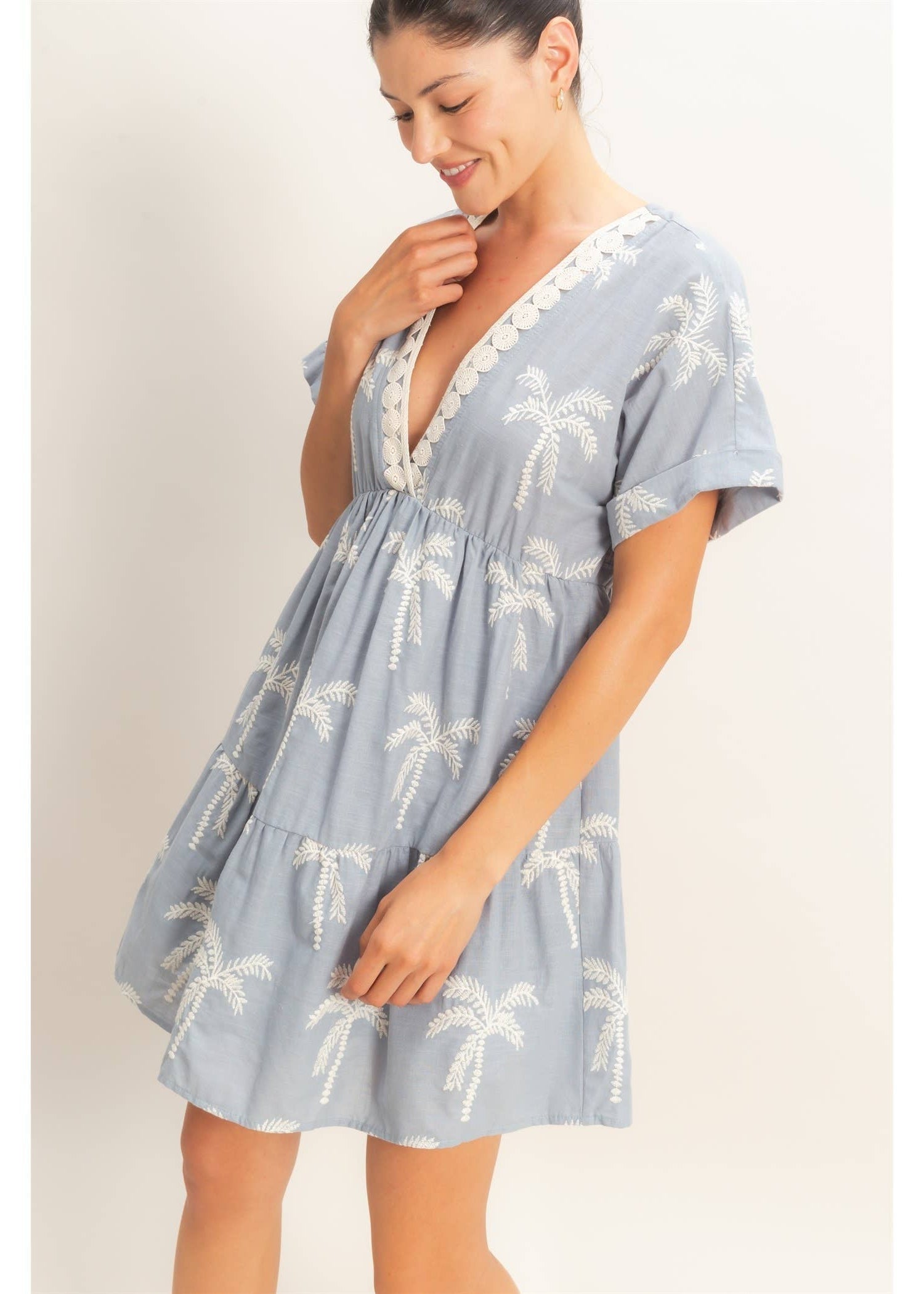 Vestido Coverup con Escote en V y Volantes - Estilo Boutique