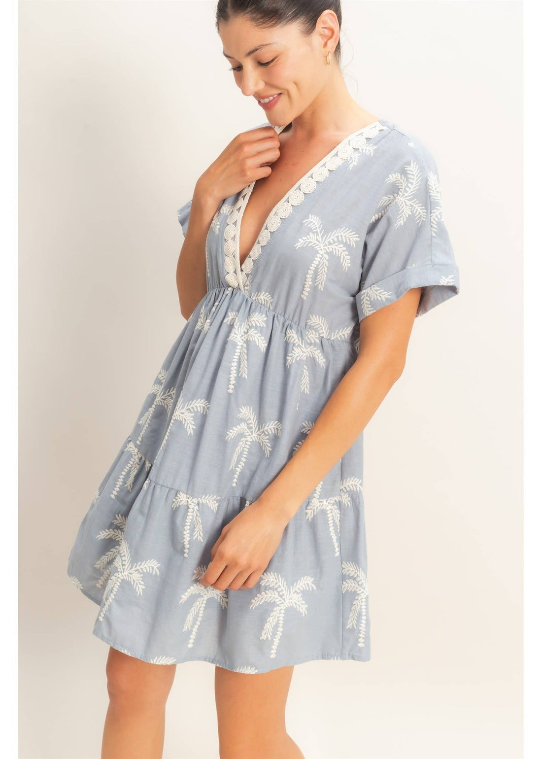 Vestido Coverup con Escote en V y Volantes - Estilo Boutique