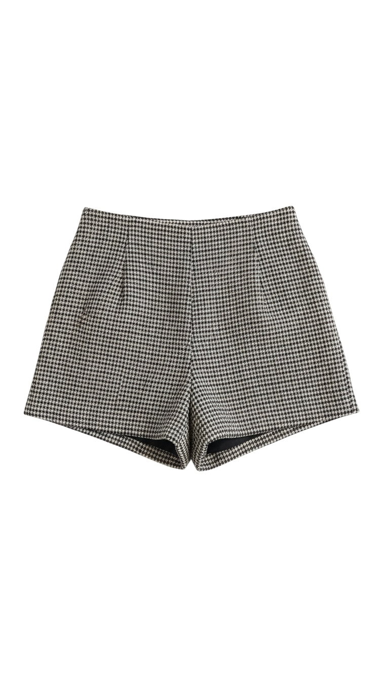 Checkered High-Waist Shorts with Side Pockets