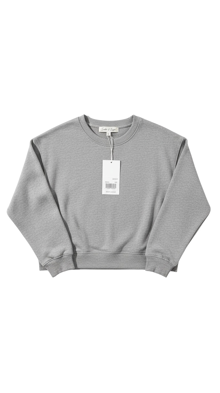 Top Corto Gris de Manga Larga con Detalle de Costuras - Estilo Boutique
