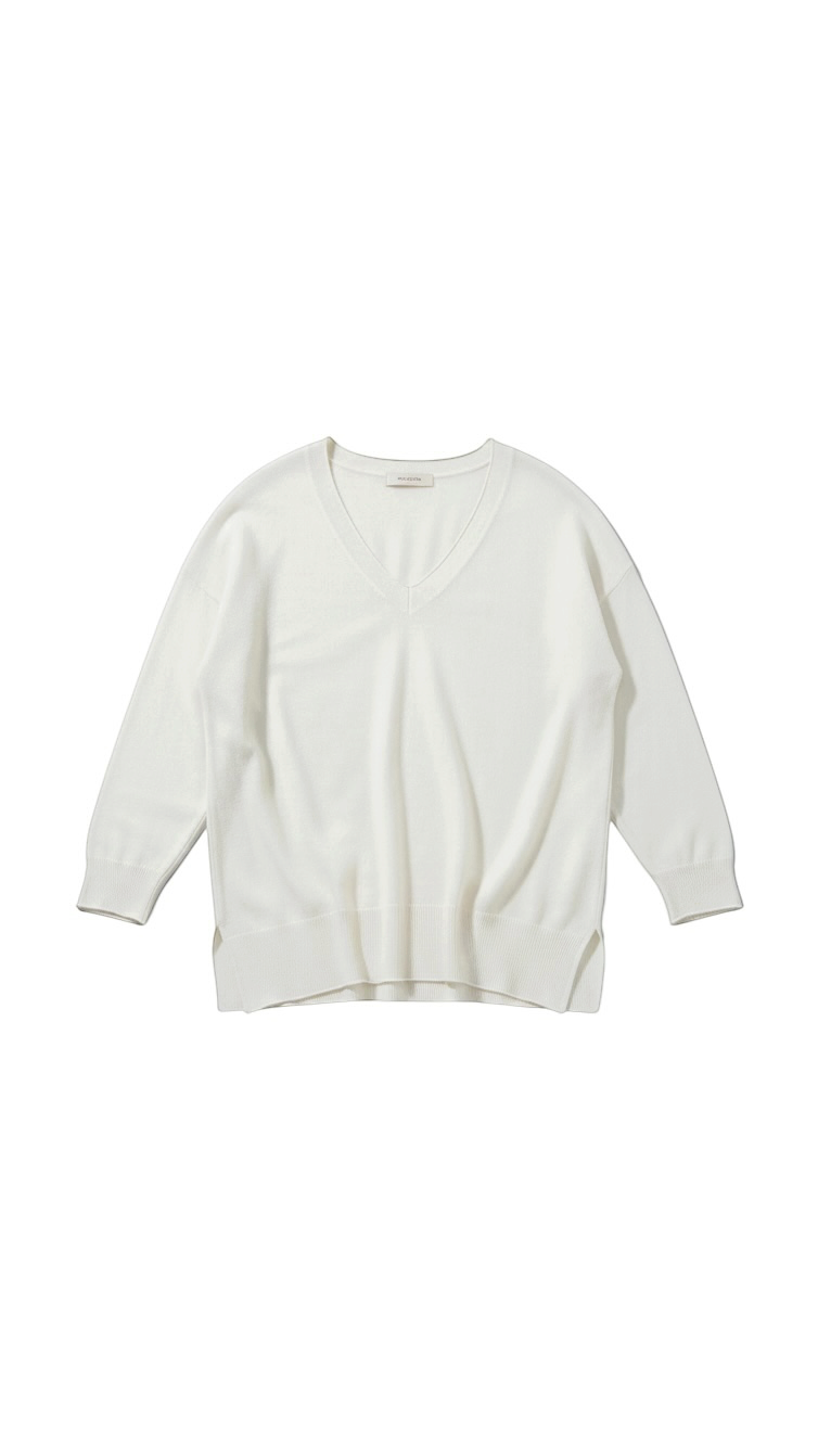 Cream V-Neck Long Sleeve Top with Raw Hem