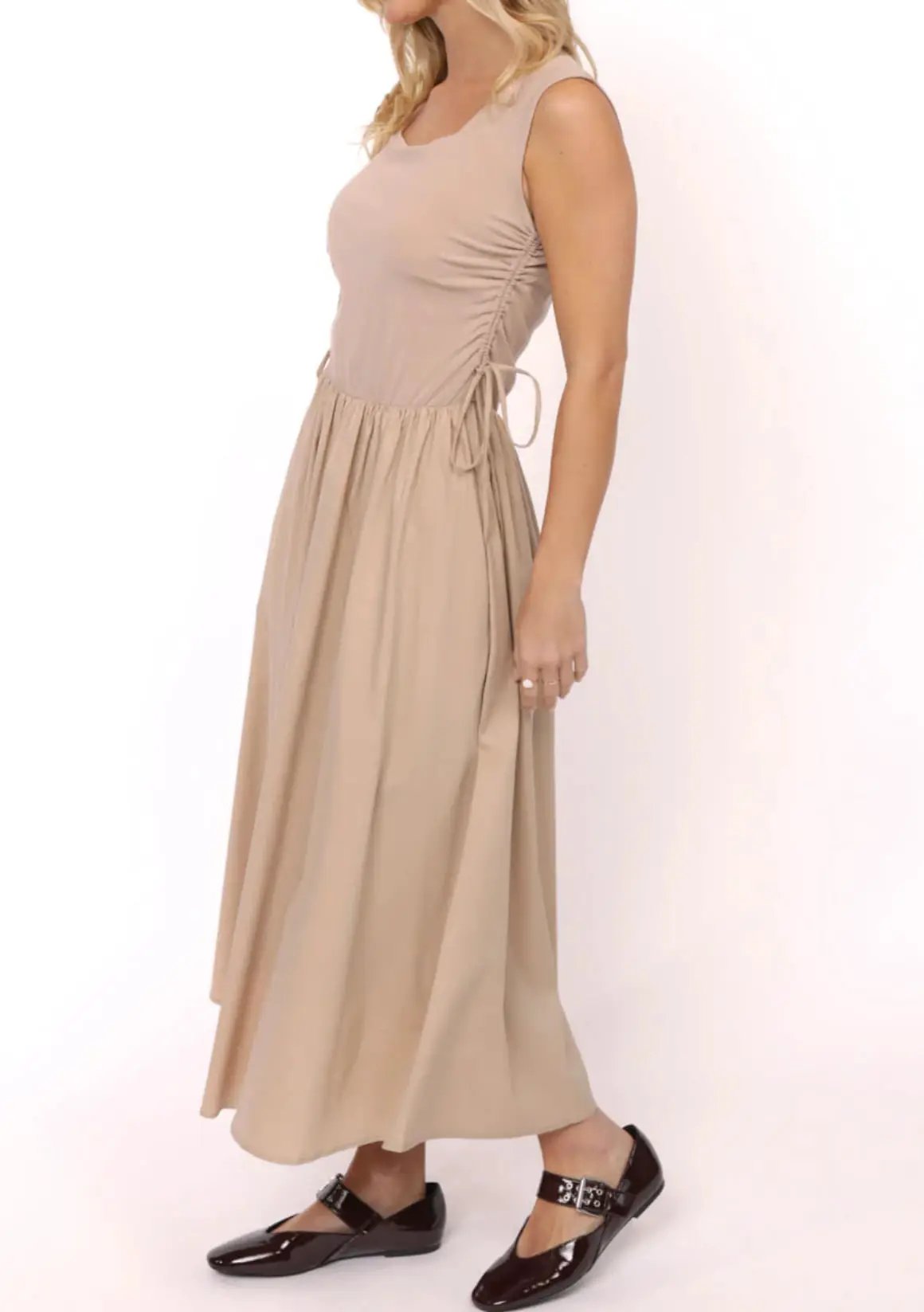 Vestido largo beige by Yanet Collective