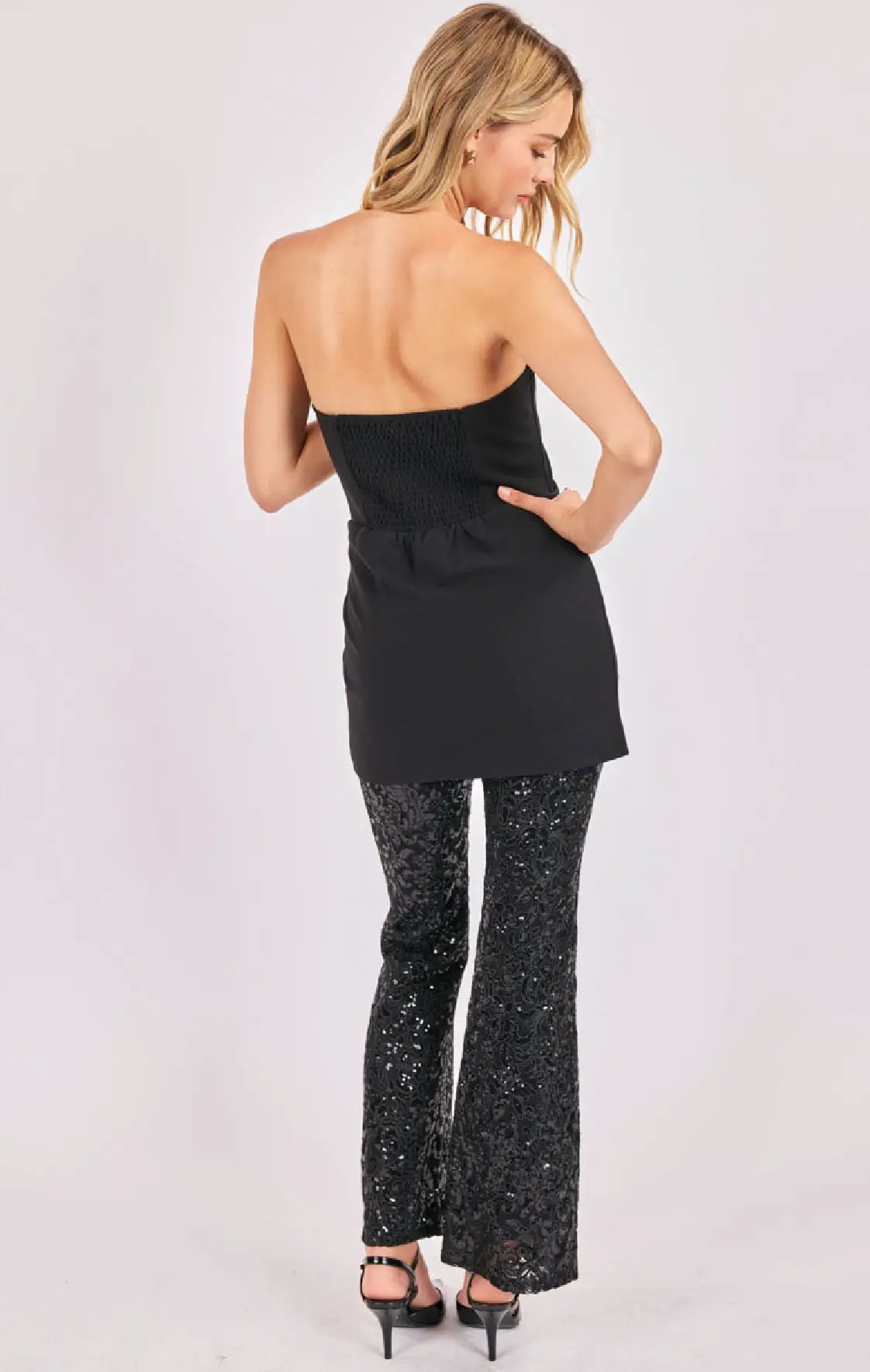 Palazzo Negro de Fiesta Top con Pantalones de Lentejuela by Yanet Collective