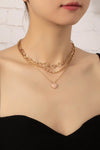 Collar de cadena mixta con colgante de corazón de cuadros rosa