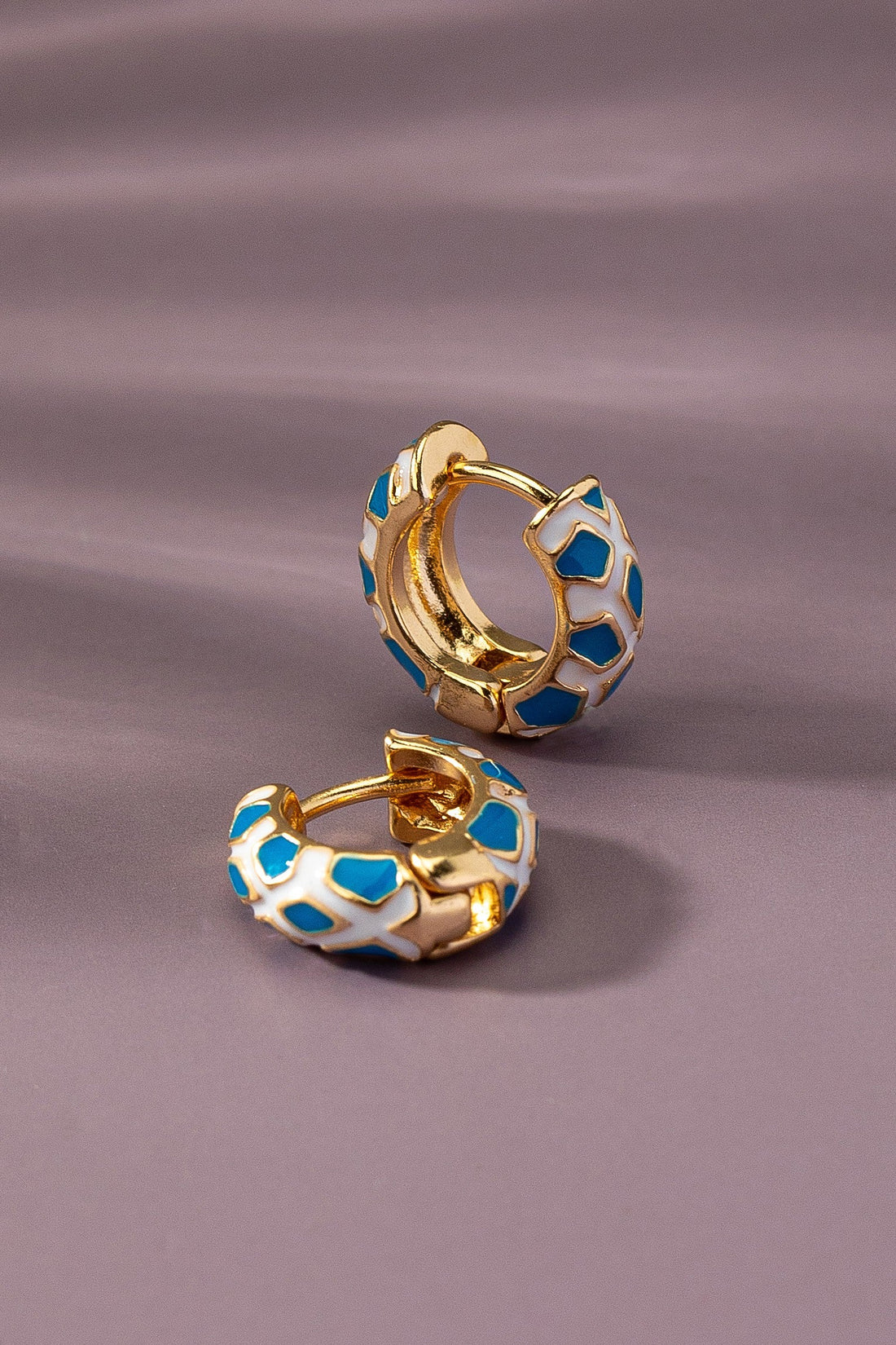 Aro de trío con flores de esmalte y bloques by Yanet Collection