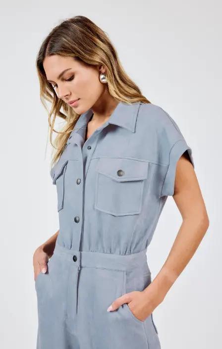 Enterizo azul de gamuza Romper Azul by Yanet Collective