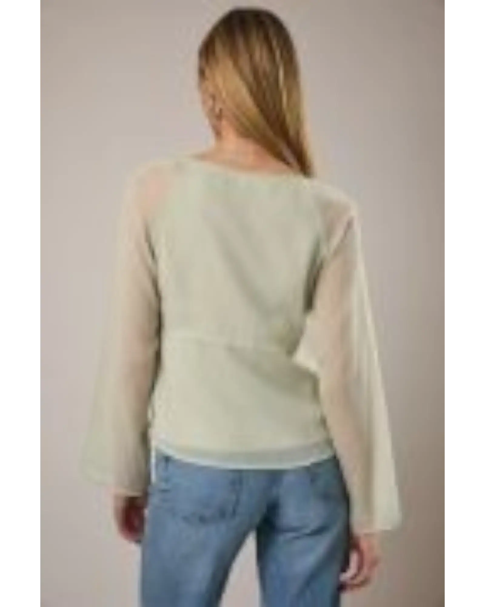 Blusa de Manga Campana Manga Larga Verde by Yanet Collective