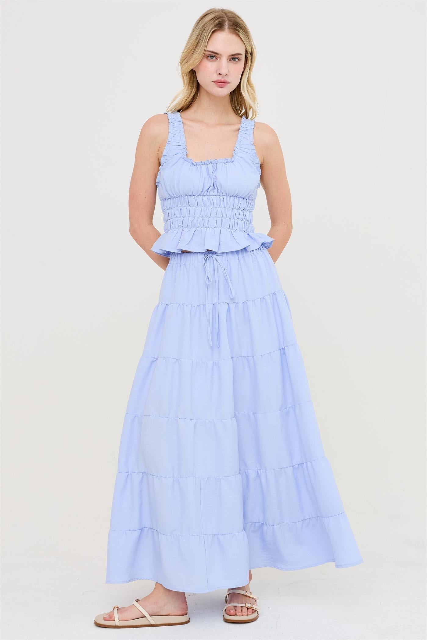 Blusa Romántica Azul Pastel con Escote Cuadrado y Detalle Fruncido