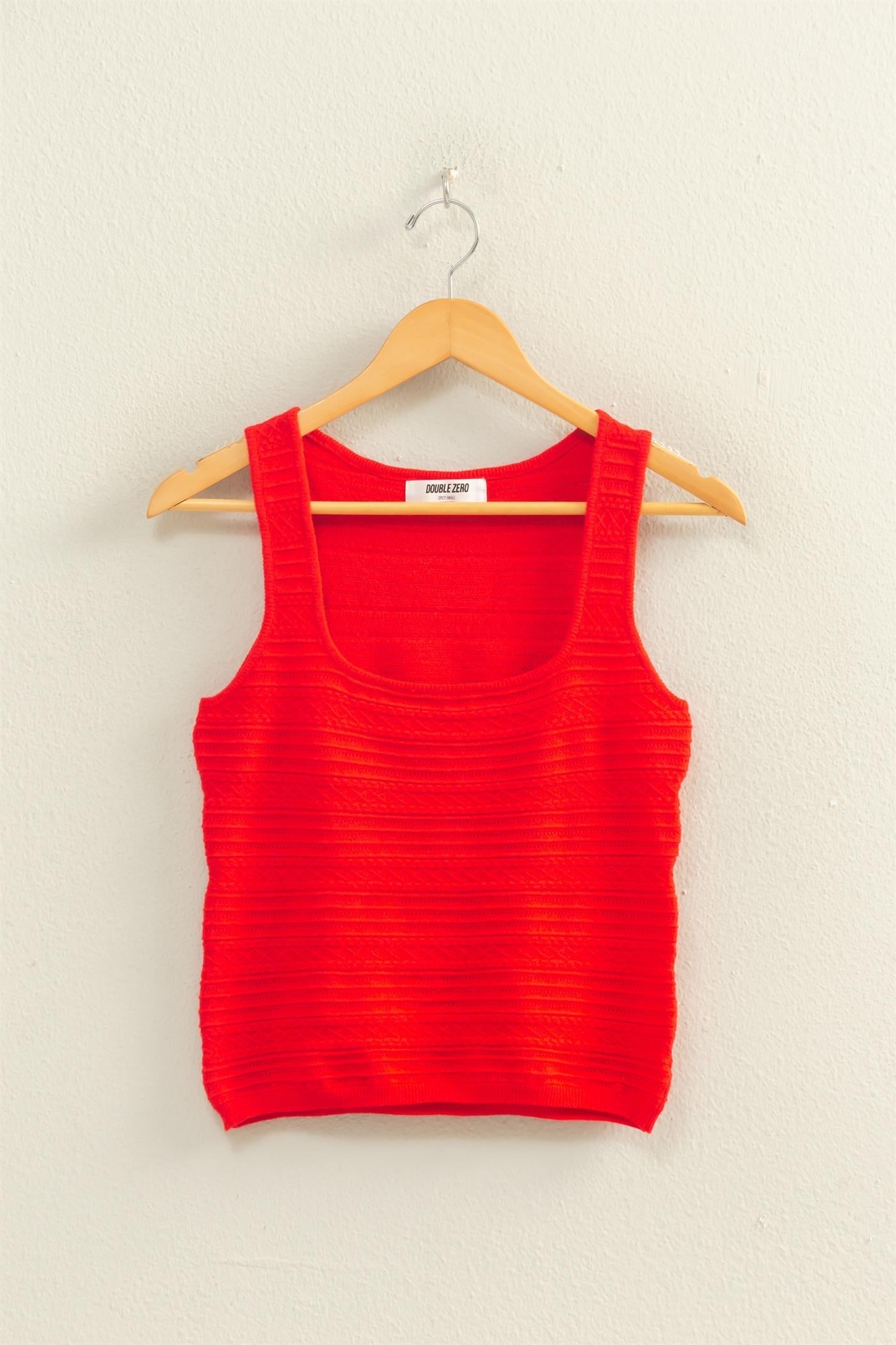Top Sin Mangas de Punto Texturizado Rojo - Elegancia Boutique