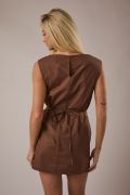 Vestido Corto Marrón de Algodón con Escote Barco y Lazo en la Cintura