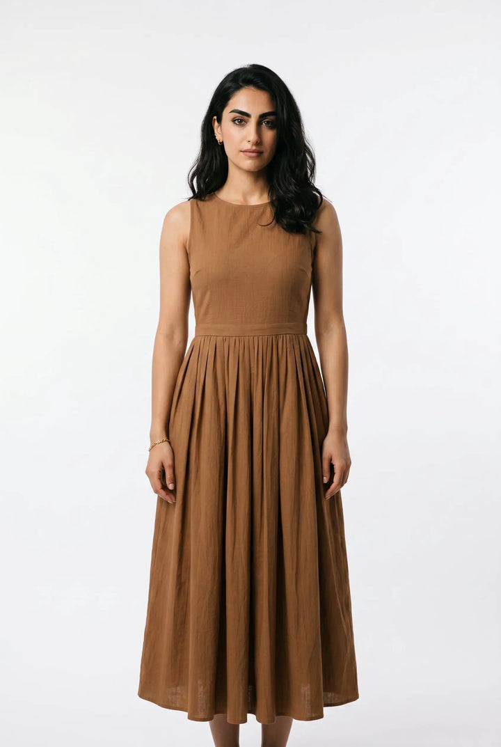 Vestido café by Yanet Collective