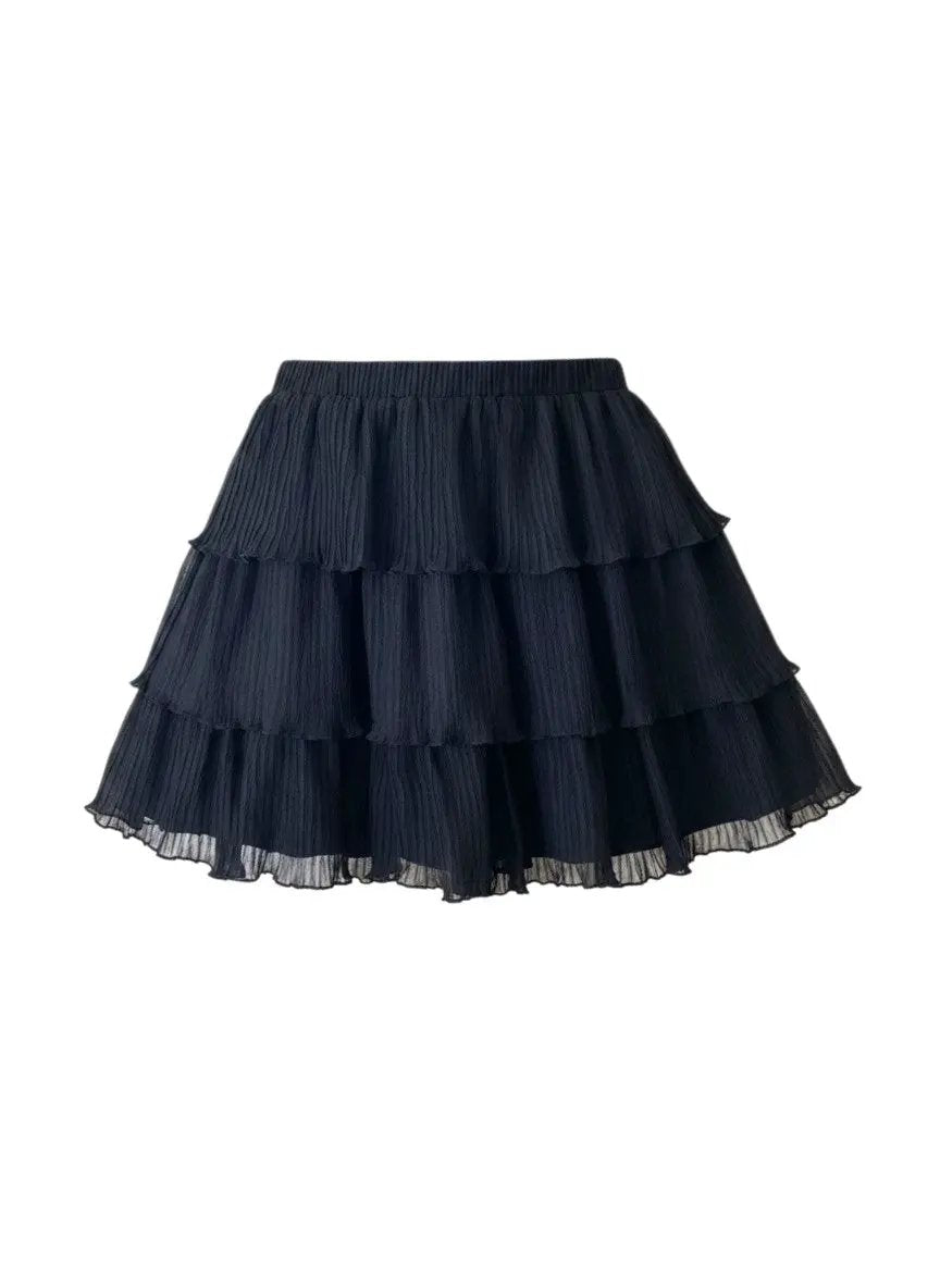 Falda negra by Yanet Collective