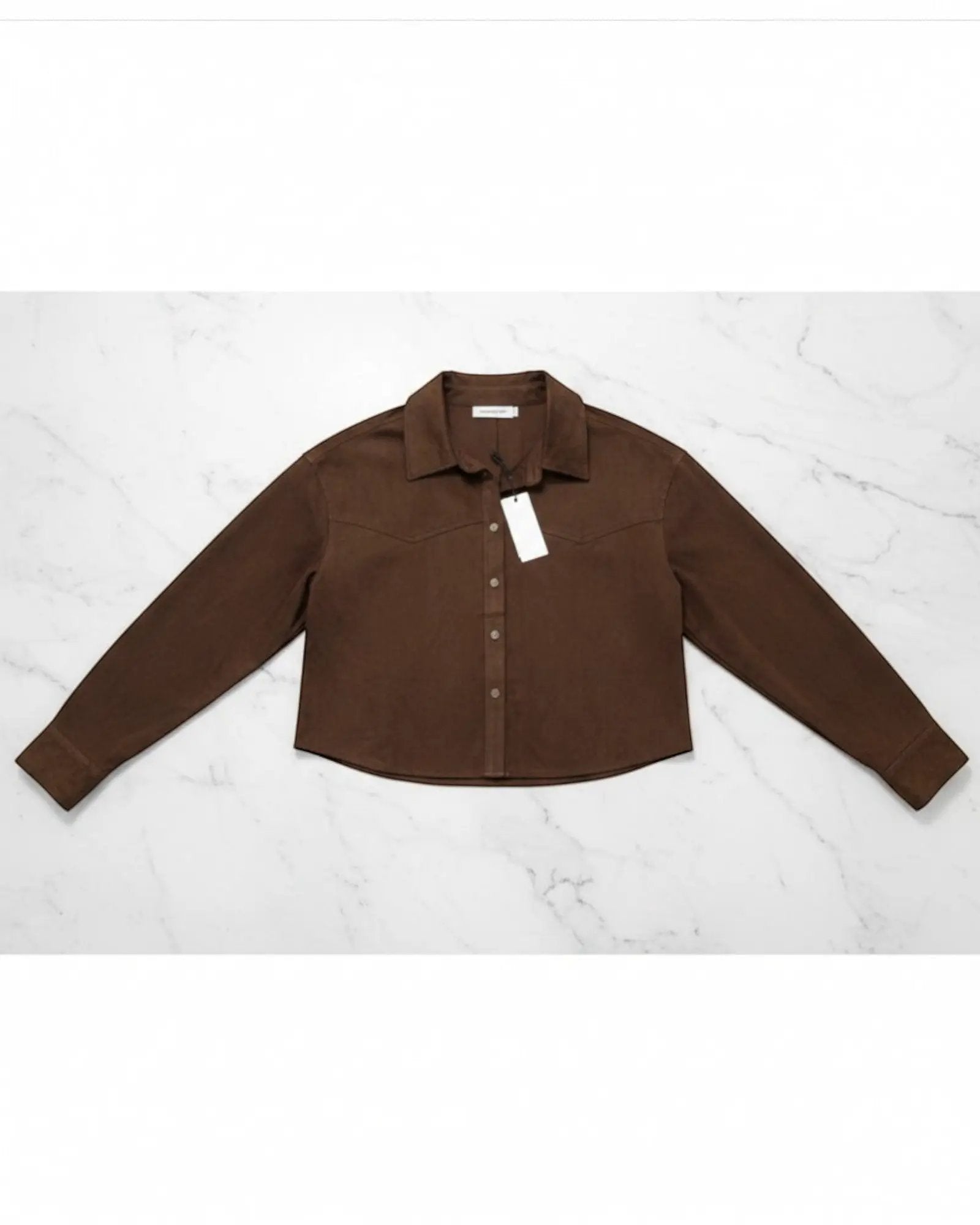 Jacket Mujer Café Suede con Botones Dorados y Bolsillos | Chamarra Ligera Boho Casual Tendencia by Yanet Collective