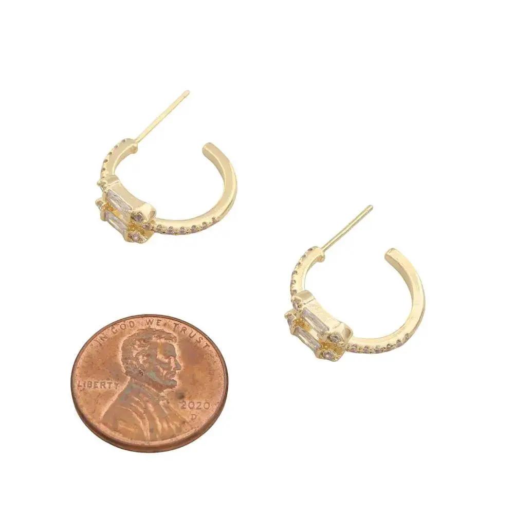 Aretes de aro brillantes con detalles de piedras preciosas by Sodajo