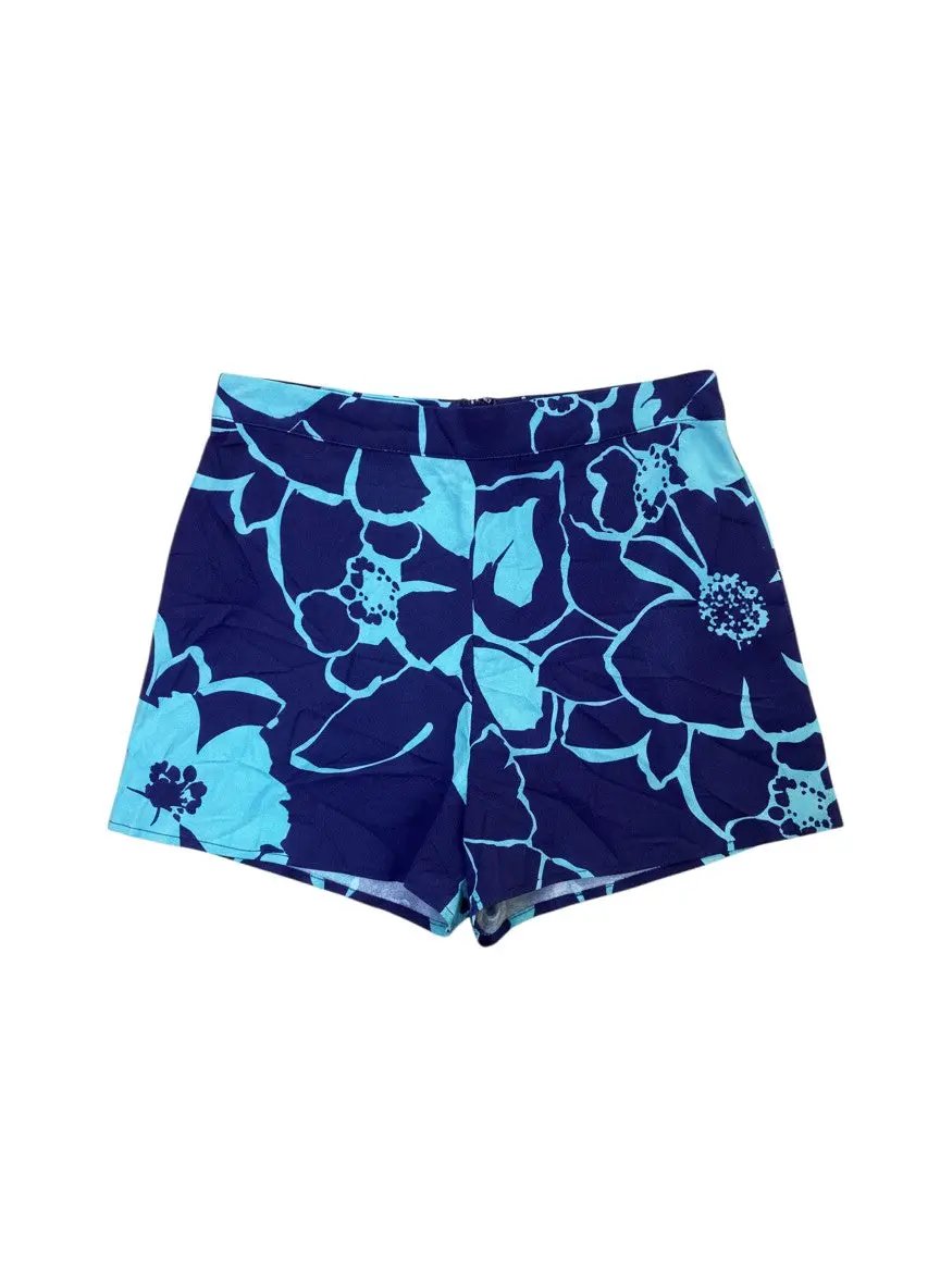 Short azul by Yanet Collective
