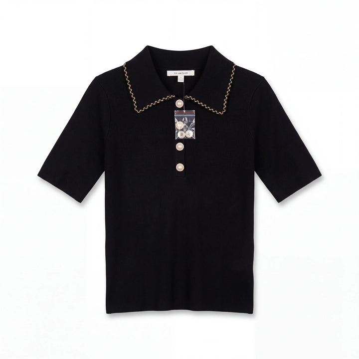 Top de punto negro Yanet Collective con cuello de solapa, ribete en contraste y cierre frontal de botones